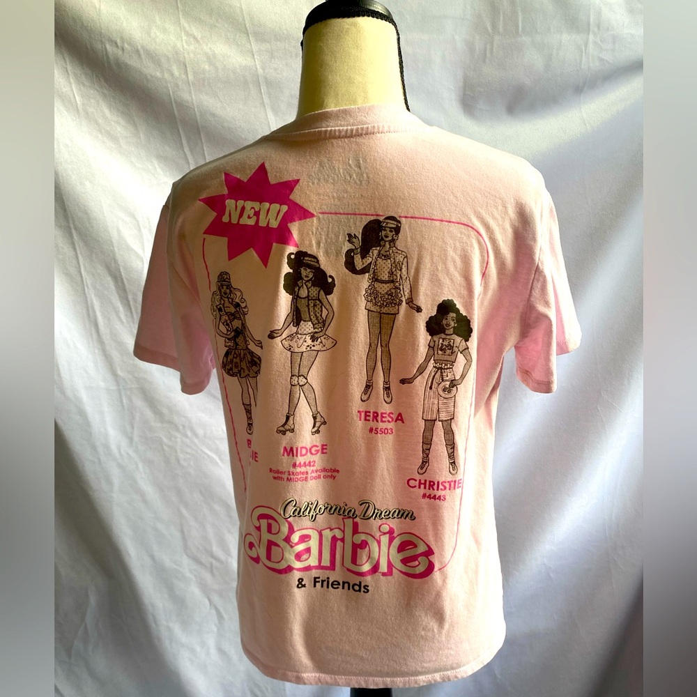 Barbie California Dream Tee; Juniors size M
